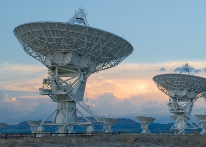 Image of the Very Large Array.